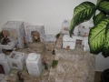 2008 presepe in carta pesta con colorazione a strati